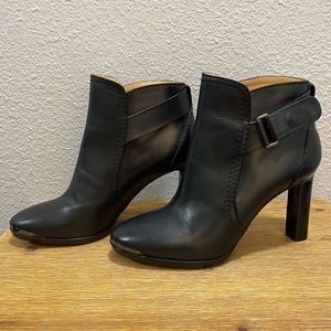 Womens Lanvin Leather Ankle Boots, size 37 1/2